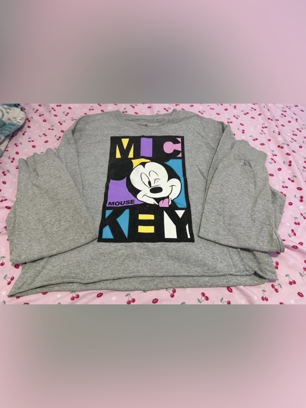 Disney Mickey Mouse Graphic Long Sleeve Gray Cropped Tee
